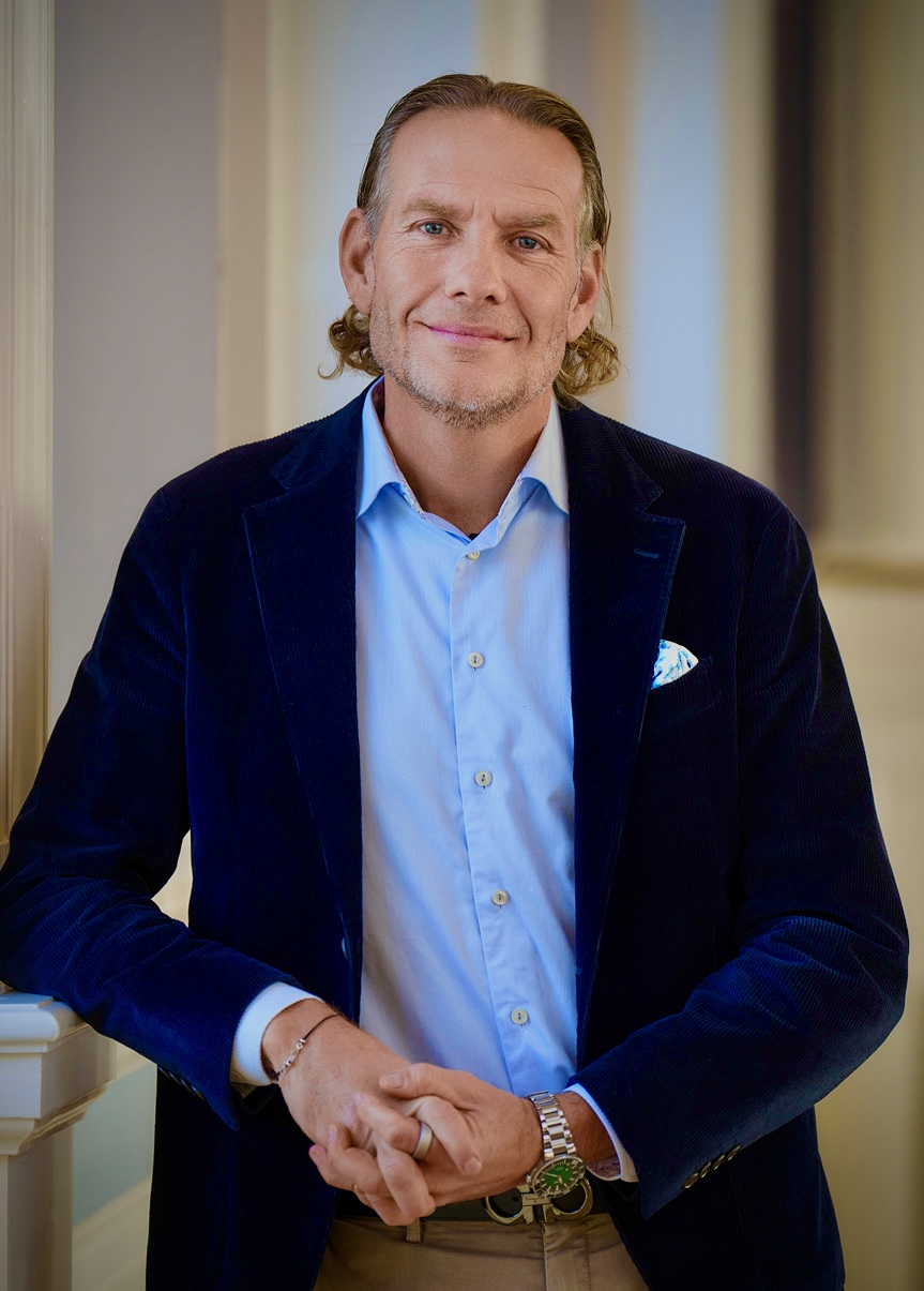 Christian V. Christensen